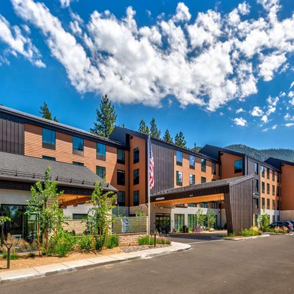 Hampton Inn & Suites South Lake Tahoe Exterior photo